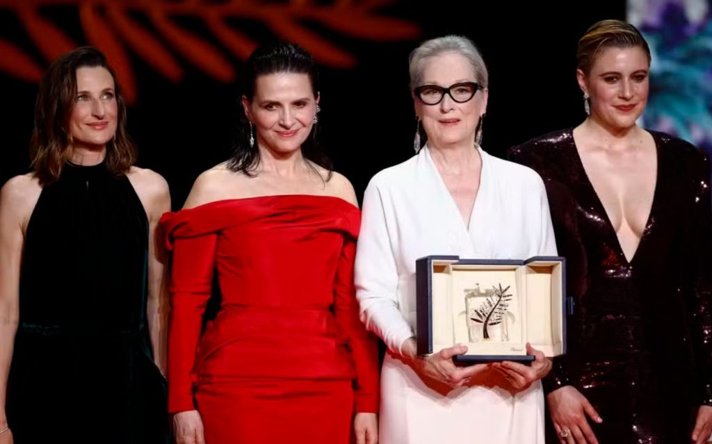 Meryl Streep emotionally accepts honorary Palme d’Or at Cannes