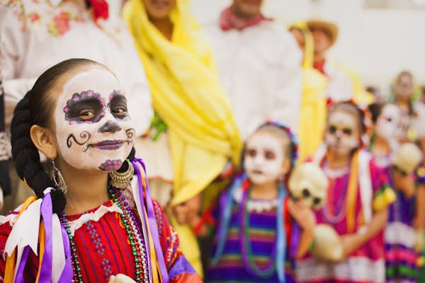 Inside the Heart of Olvera Street: A Day of the Dead Festival Experience